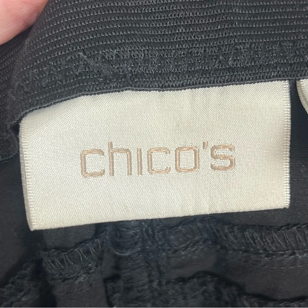 Chico’s black cotton spandex comfort waist 4 pocket lightweight ankle pants, 14.